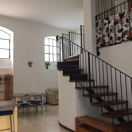 Loft Per Due Apartment Milan